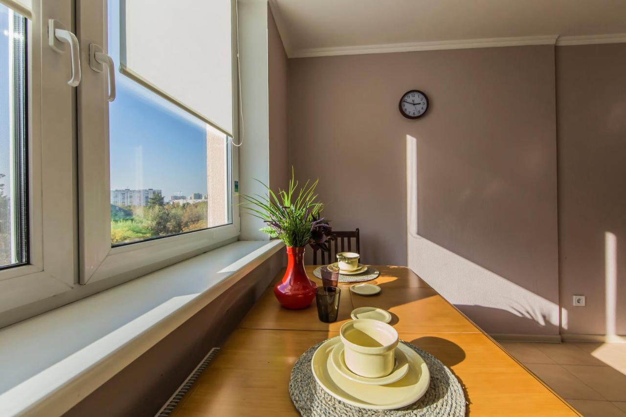 Super Comfort Flat For You Near The Metro. キエフ エクステリア 写真